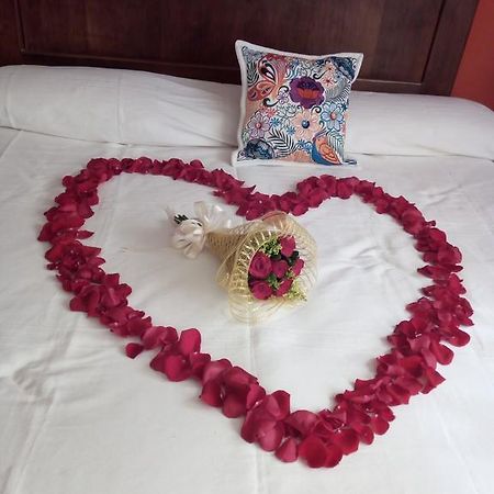 Bed & Breakfast La Casa Naranja Cancún Esterno foto
